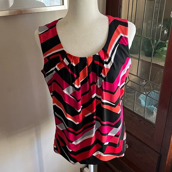 Kasper Fuchsia & Black Abstract Print Blouse Size M Pleated Scoop Neck Artsy - Picture 1 of 16